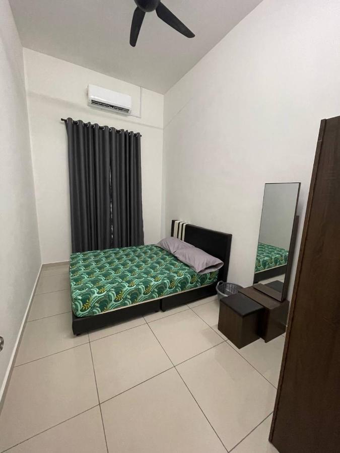 Bungalow Homestay Jasin Perdana ภายนอก รูปภาพ