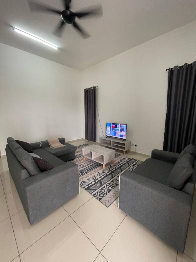 Bungalow Homestay Jasin Perdana ภายนอก รูปภาพ